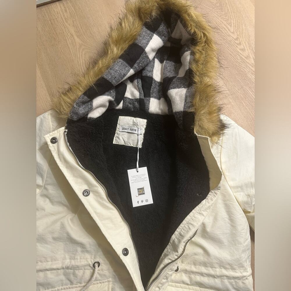 NWT Grace Karin Women's Cream Hooded Jacket W/Faux Fur hood Size M - Picture 9 of 9